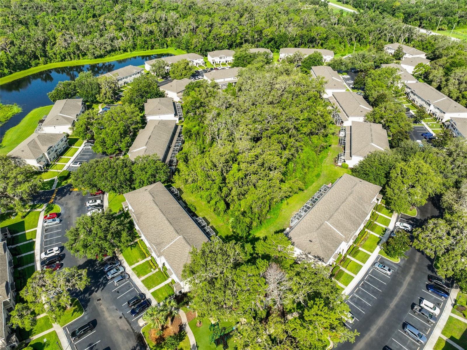 FISHHAWK RANCH TWNHMS PH - Residential