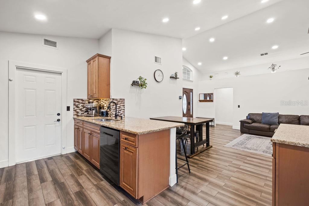 SPRING VILLAGE - Residential