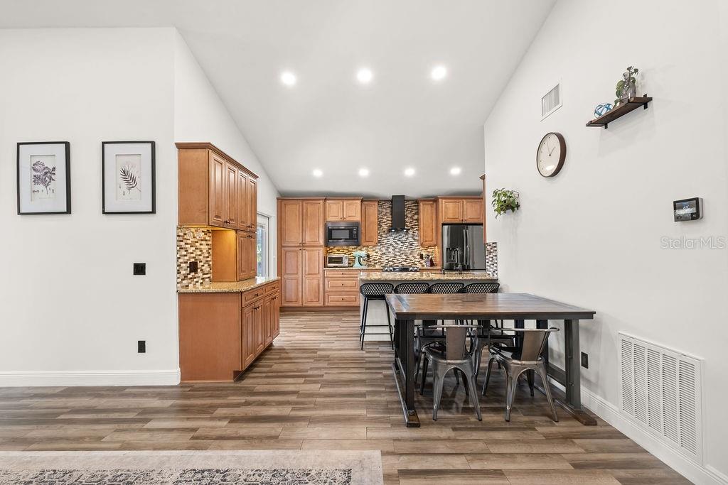 SPRING VILLAGE - Residential