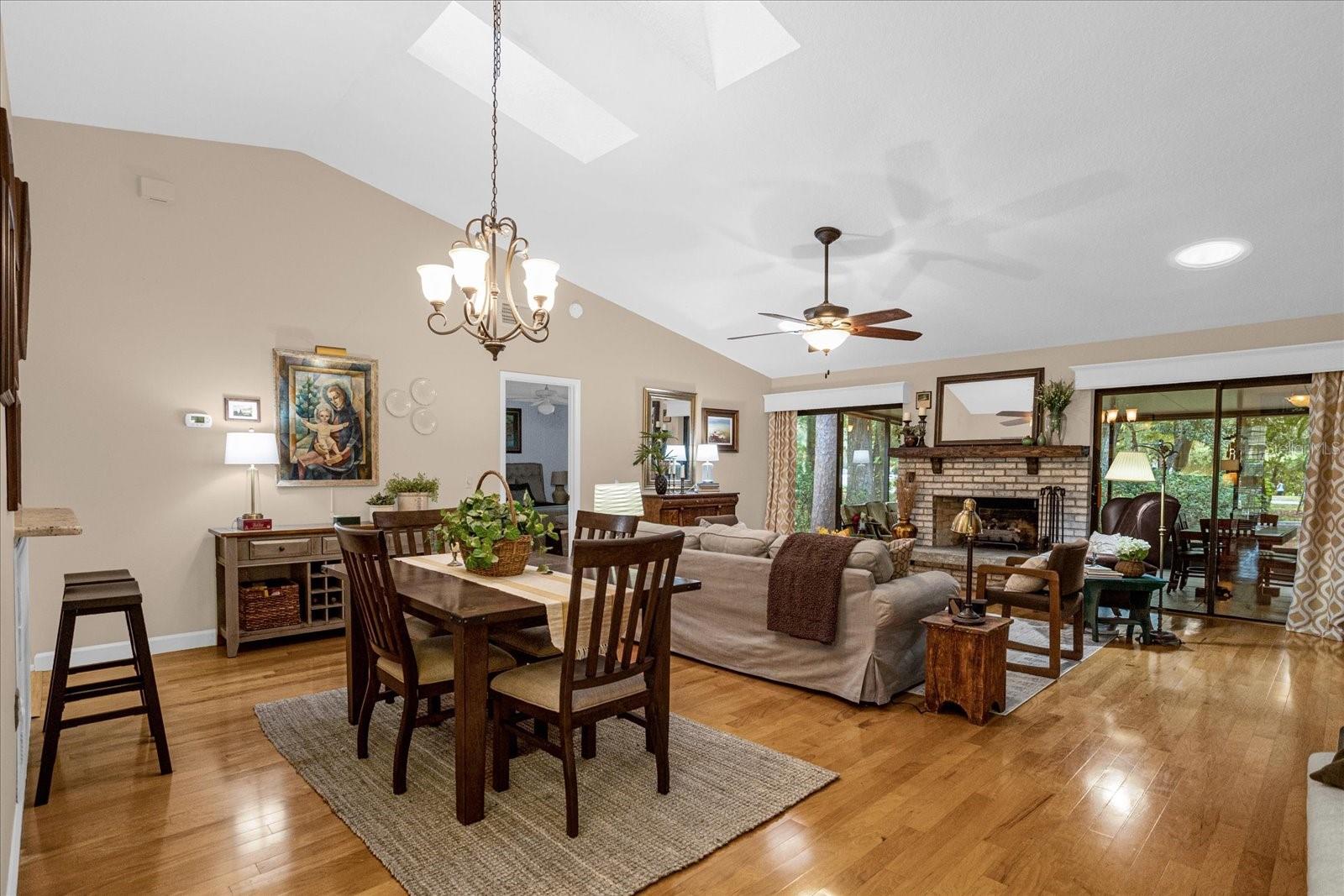 COUNTRY CREEK THE TRAILS AT - Residential