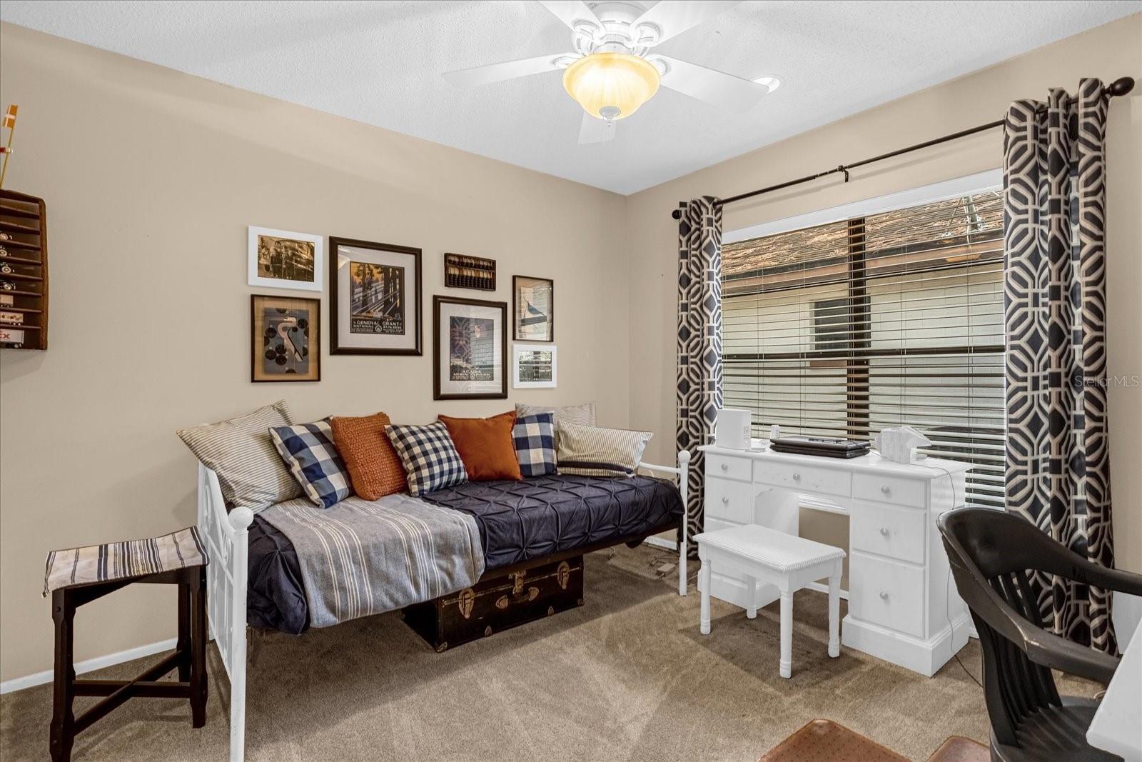 COUNTRY CREEK THE TRAILS AT - Residential