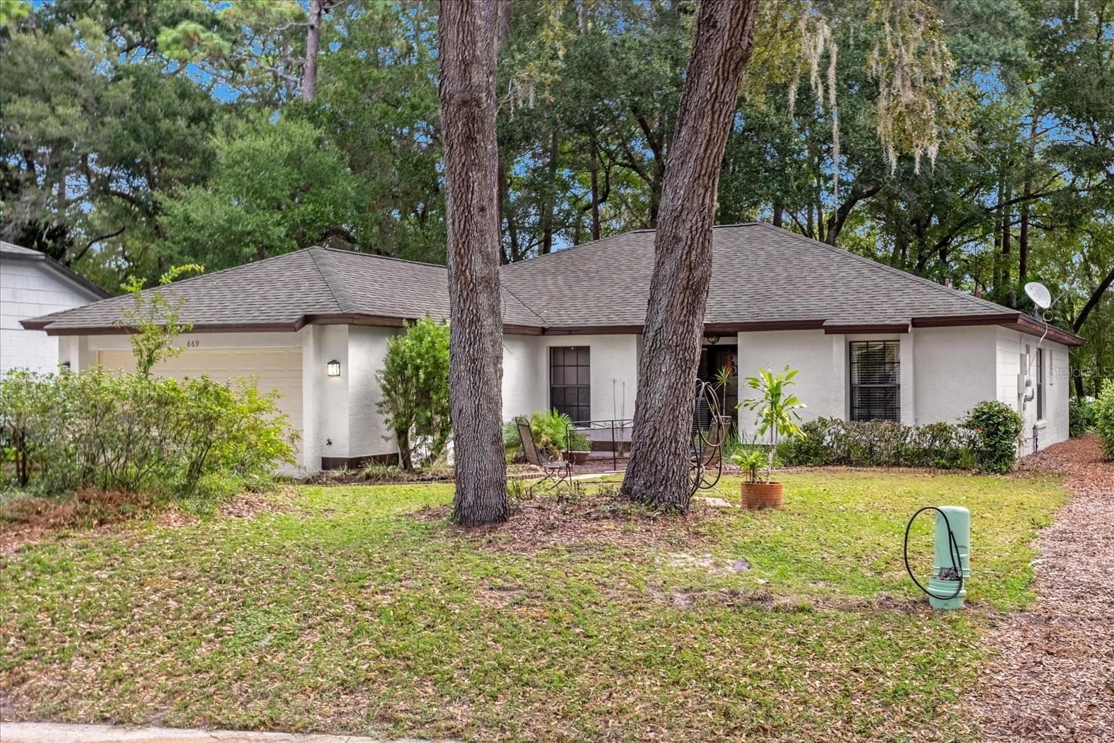 COUNTRY CREEK THE TRAILS AT - Residential