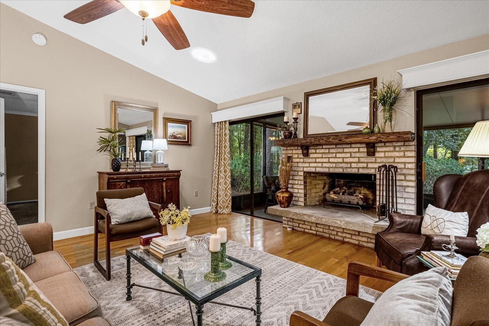 COUNTRY CREEK THE TRAILS AT - Residential