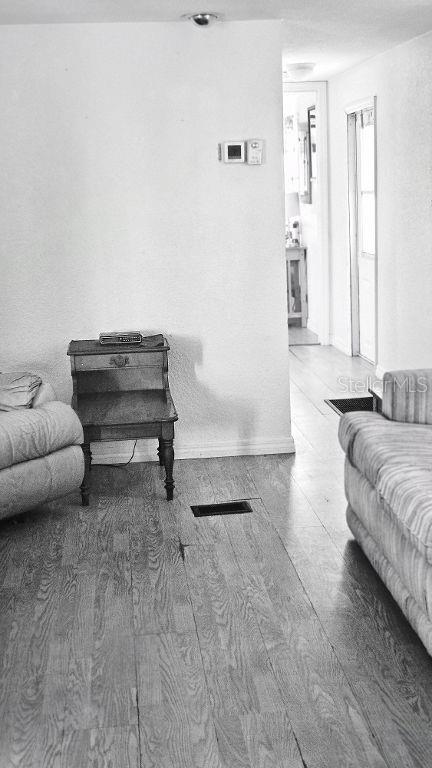 HOLIDAY MOB ESTATE - Residential