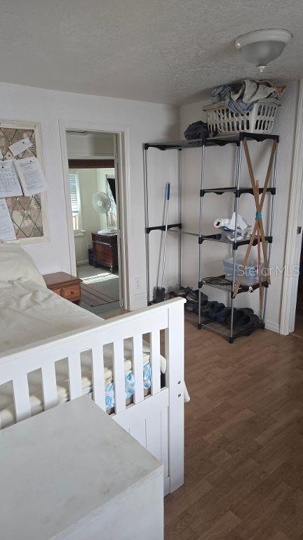 HOLIDAY MOB ESTATE - Residential