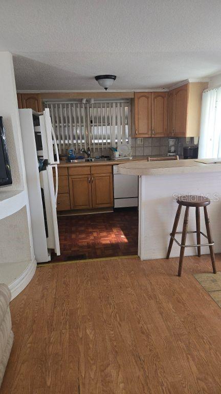 HOLIDAY MOB ESTATE - Residential