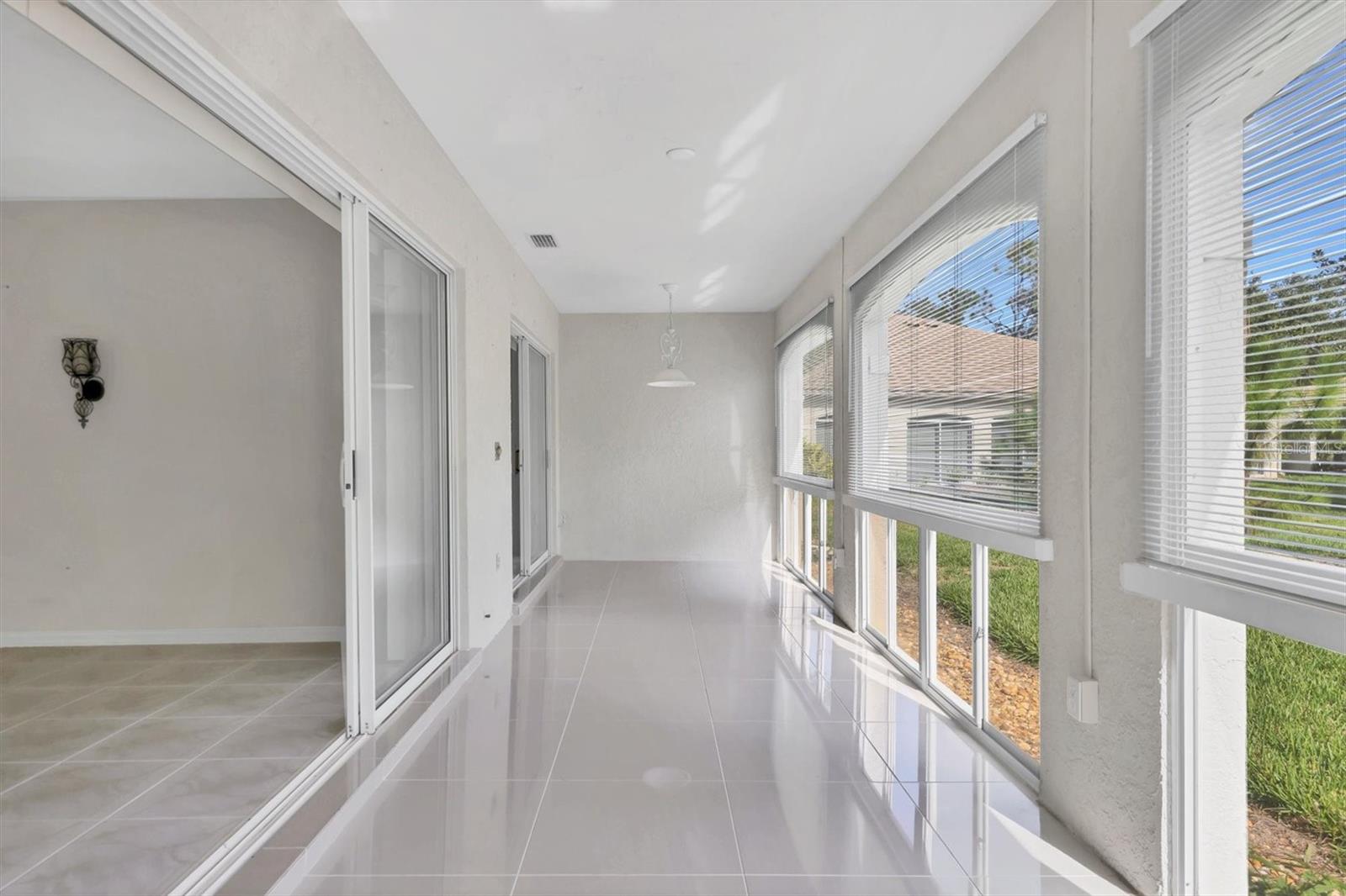 OAKLEY GREEN - Residential