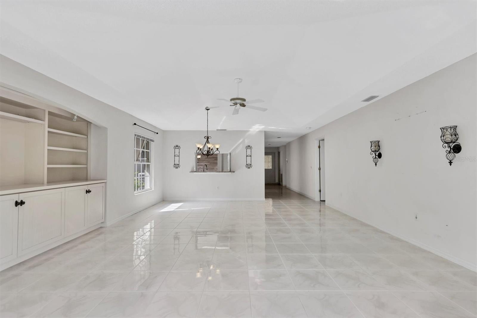 OAKLEY GREEN - Residential