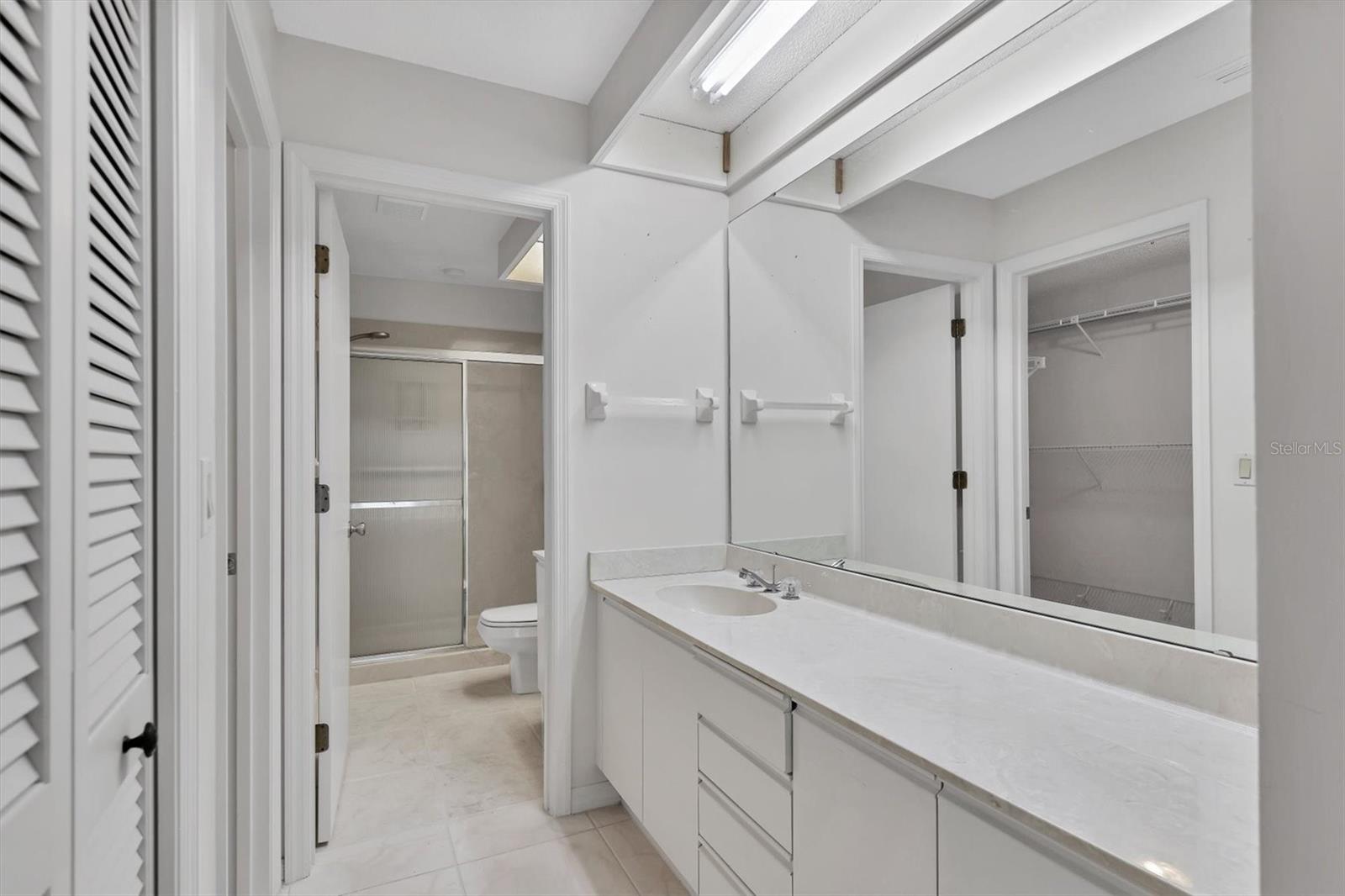 OAKLEY GREEN - Residential