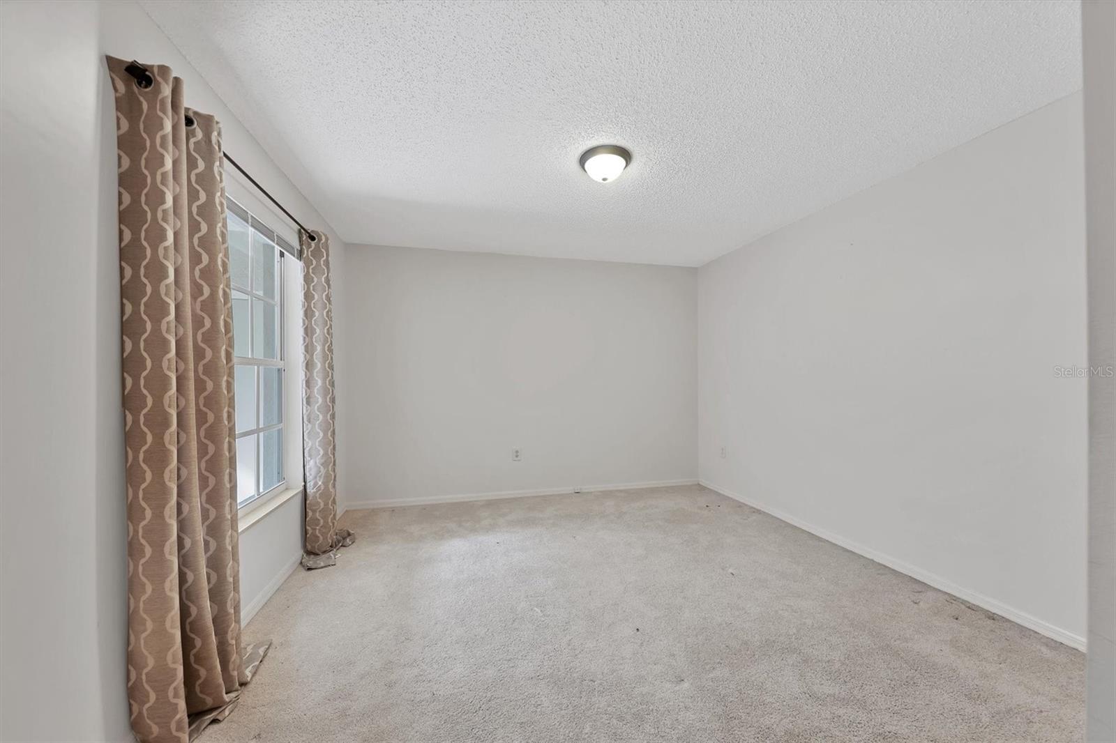 OAKLEY GREEN - Residential