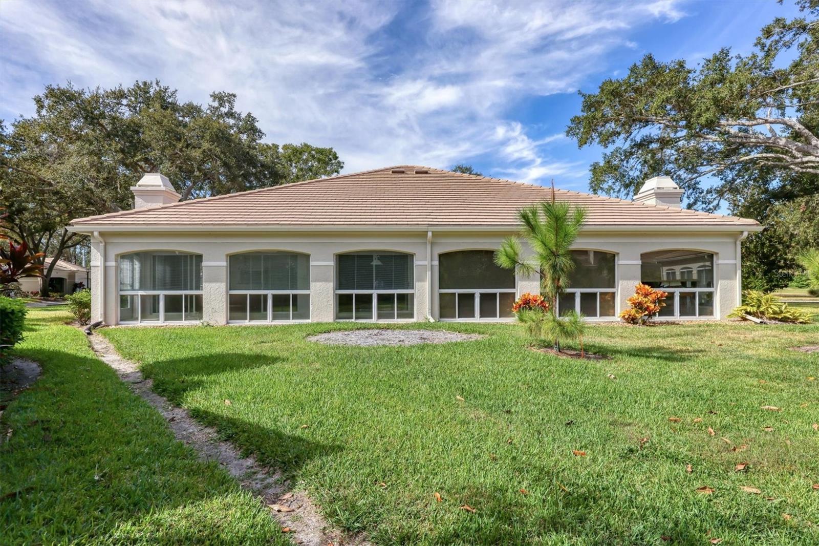 OAKLEY GREEN - Residential