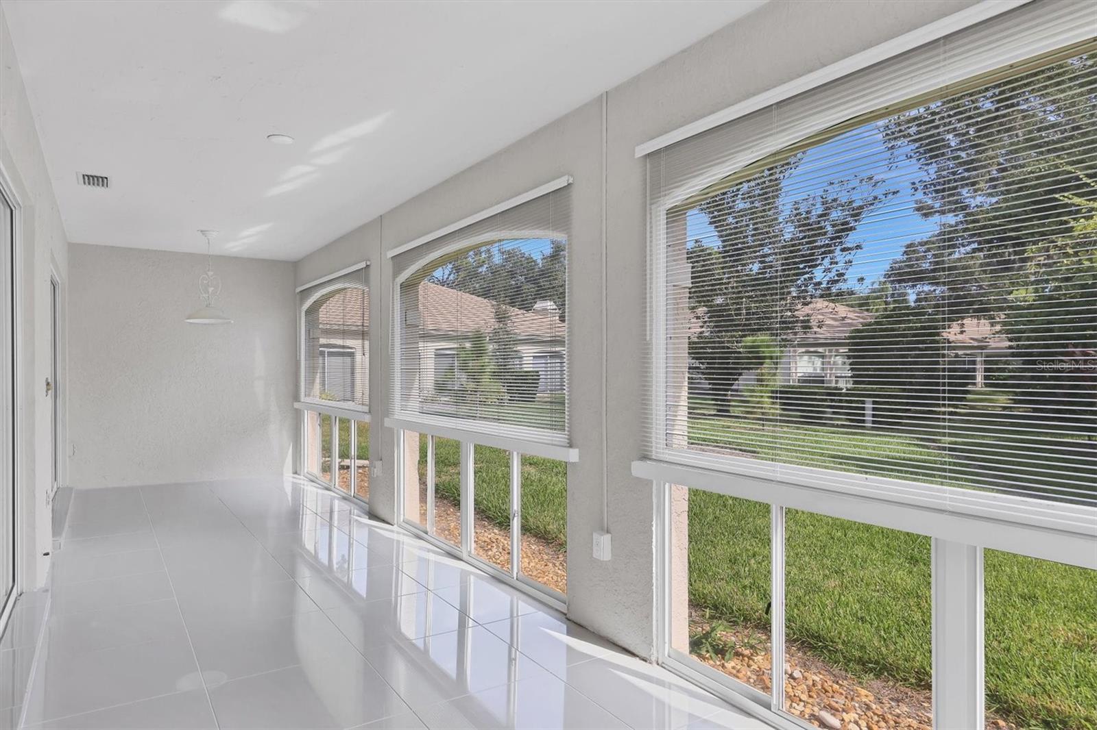 OAKLEY GREEN - Residential