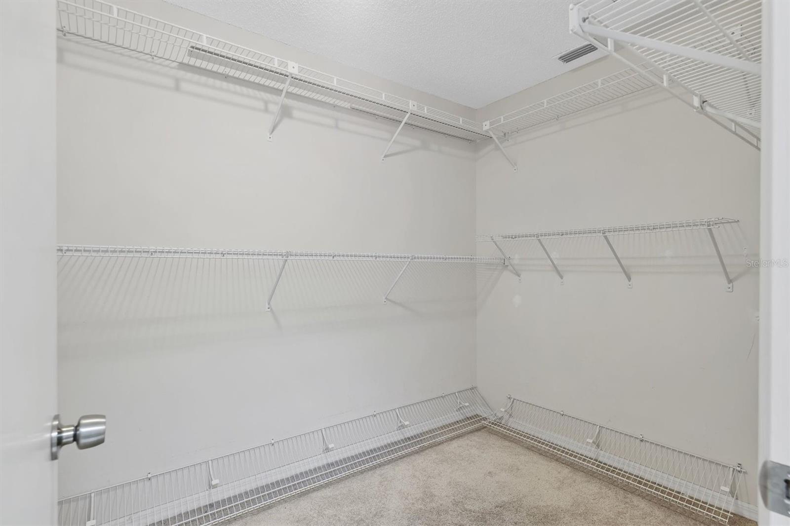 OAKLEY GREEN - Residential