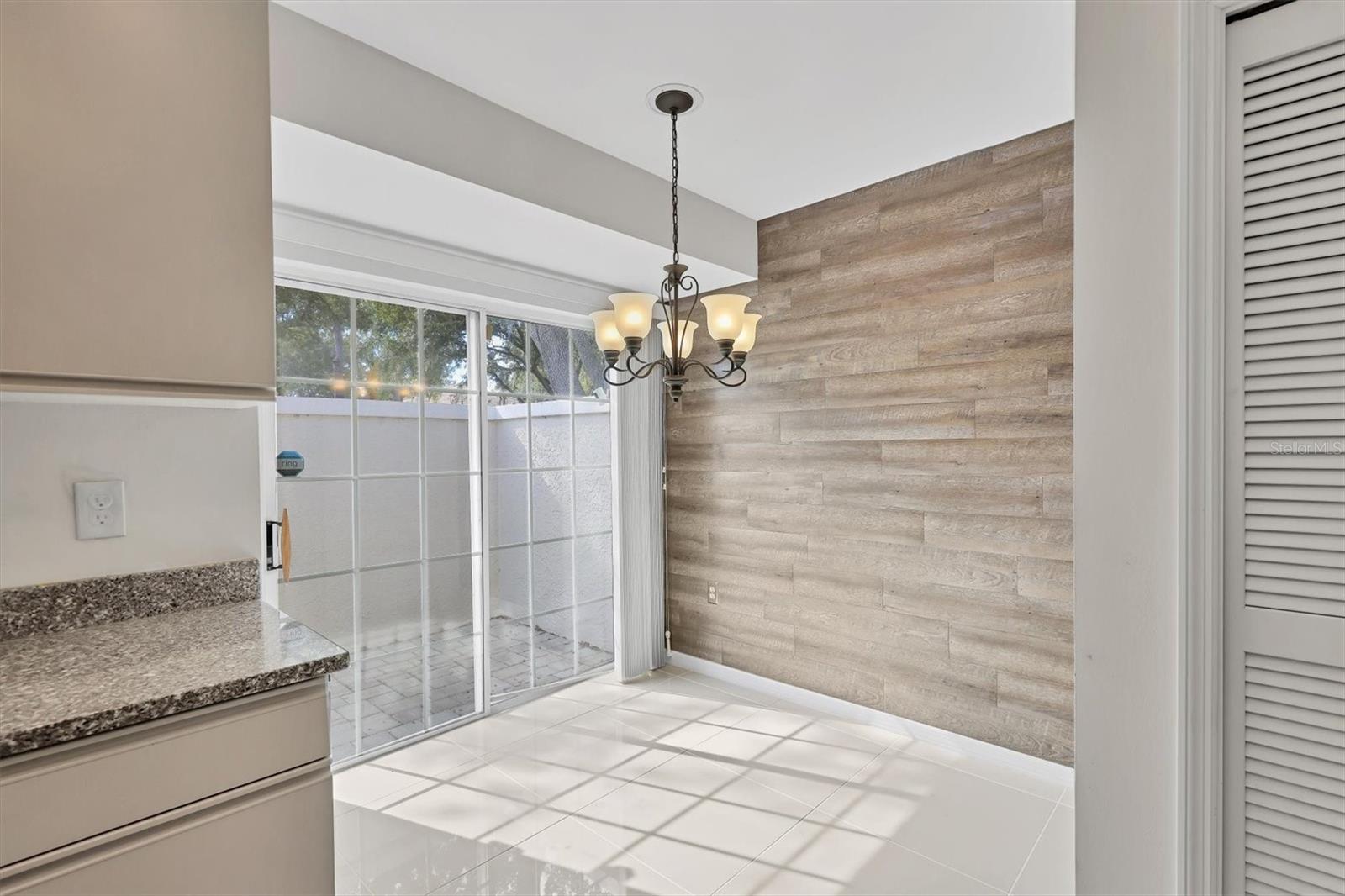 OAKLEY GREEN - Residential