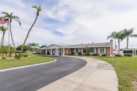 A home in PALM HARBOR