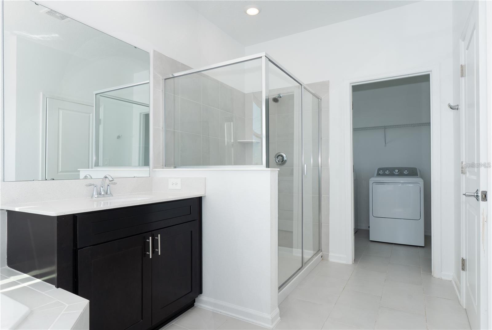 TRINITY LAKES PH 1 & 2 - Residential Lease