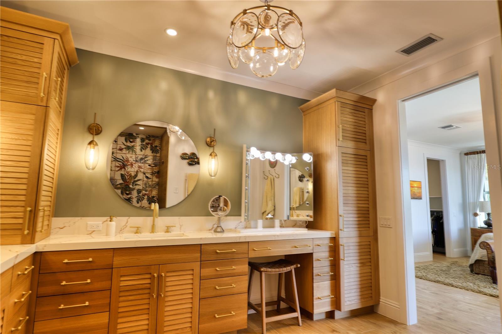 ENGLEWOOD GARDENS - Residential