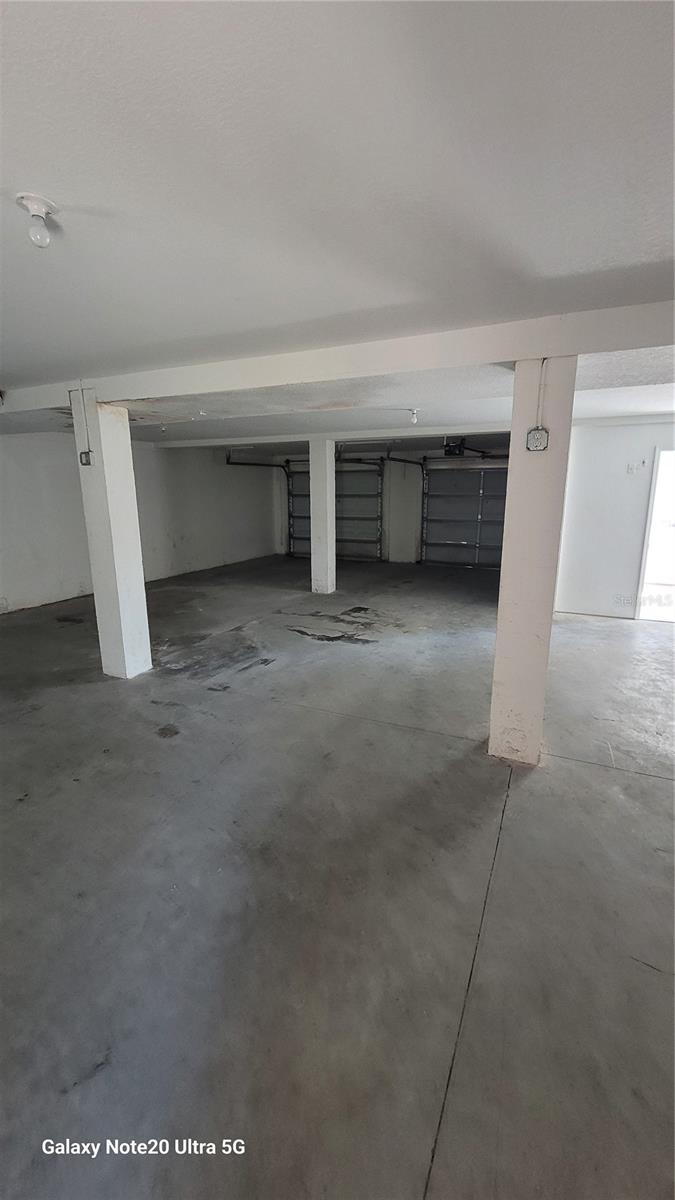 MARINA PALMS - Residential Lease