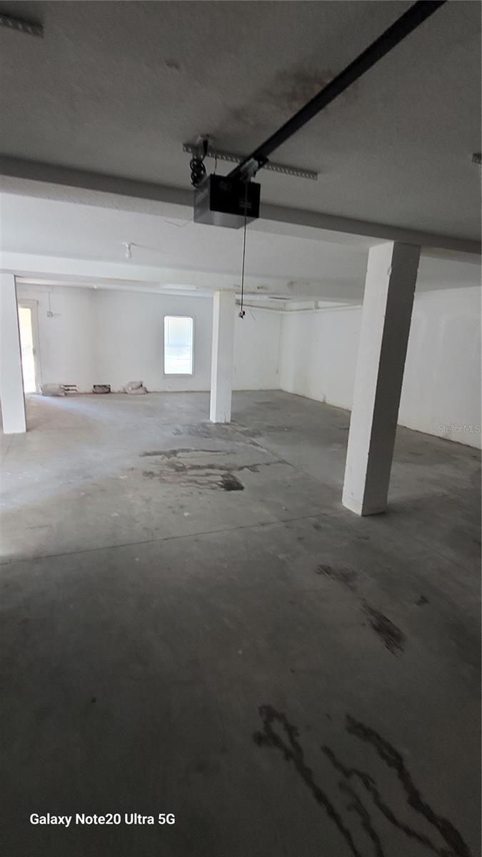 MARINA PALMS - Residential Lease