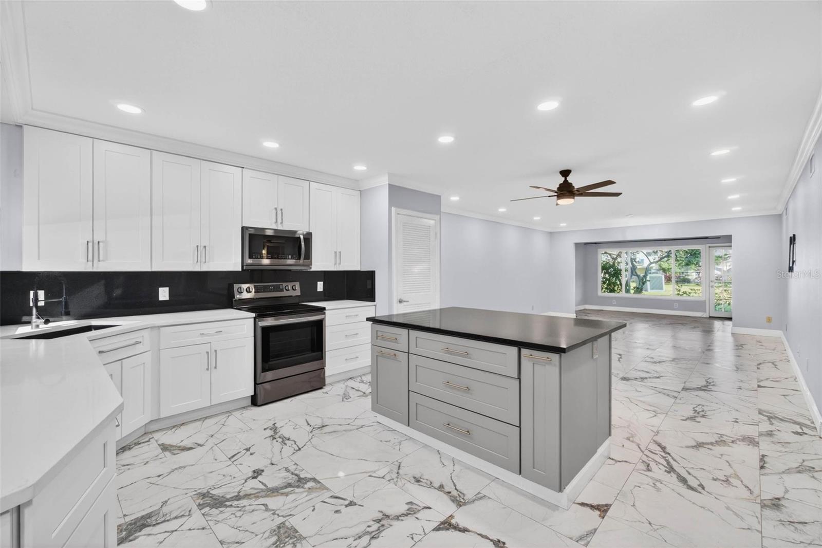 2284 SPANISH DRIVE 6