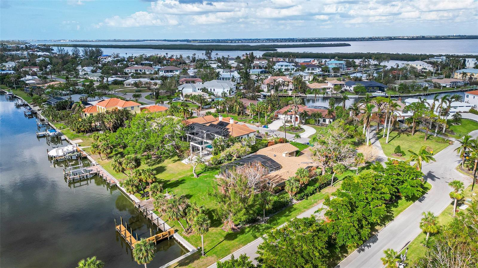 LONGBOAT KEY - Residential
