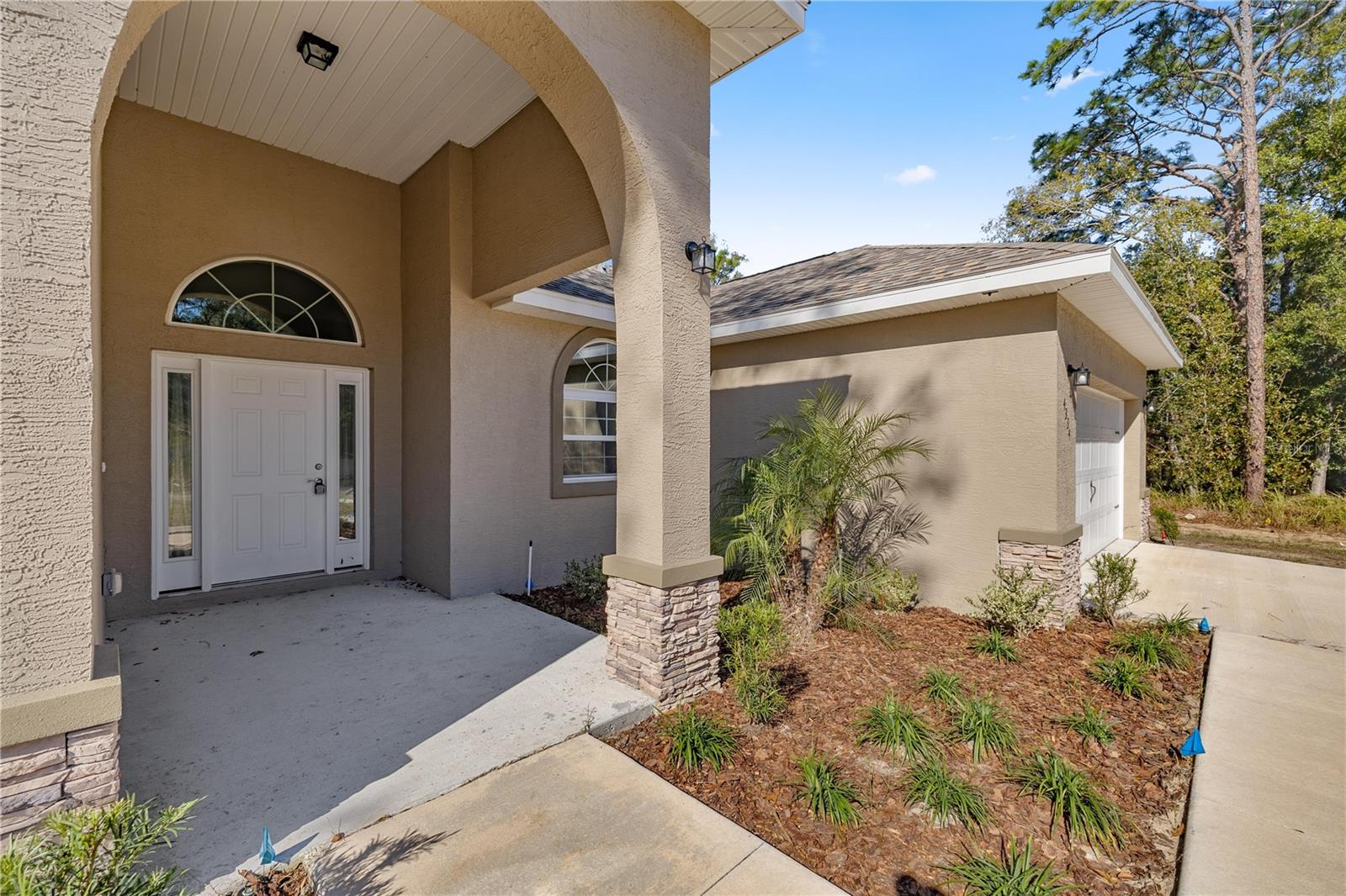 4334 N GRASSTREE DRIVE