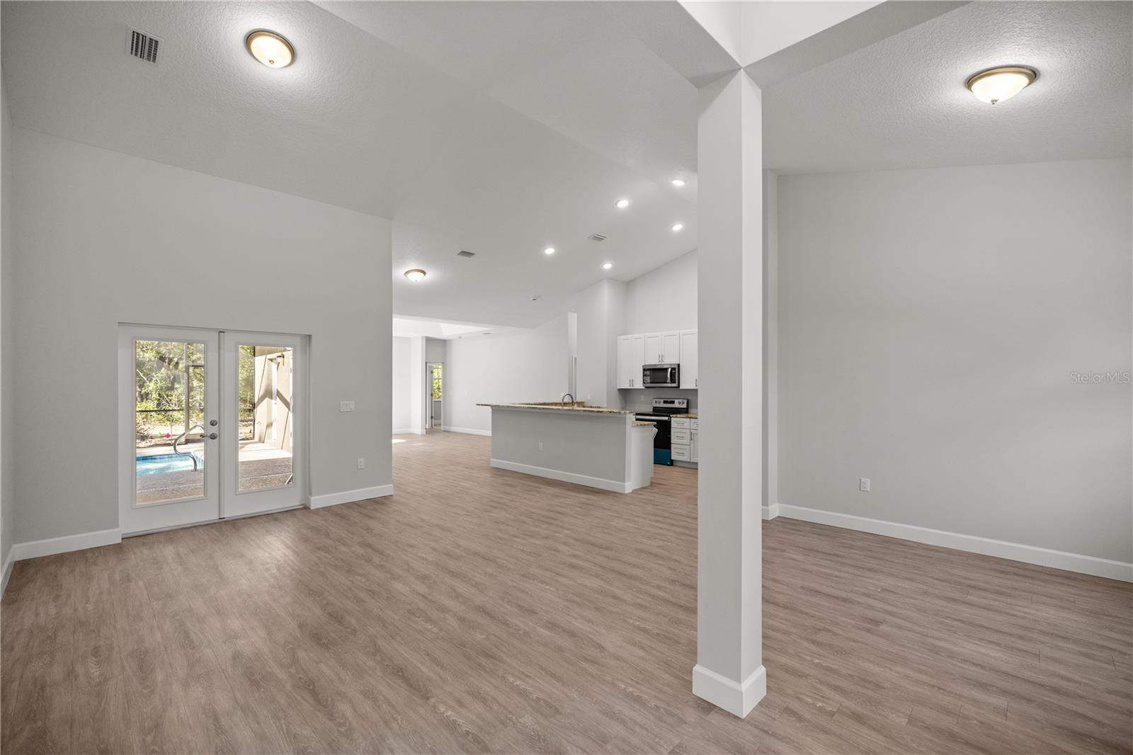 4334 N GRASSTREE DRIVE