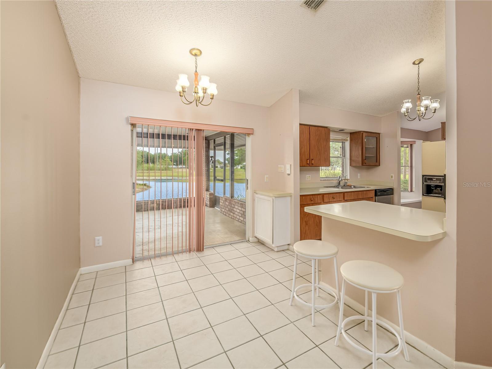 TURTLE LAKES - Residential