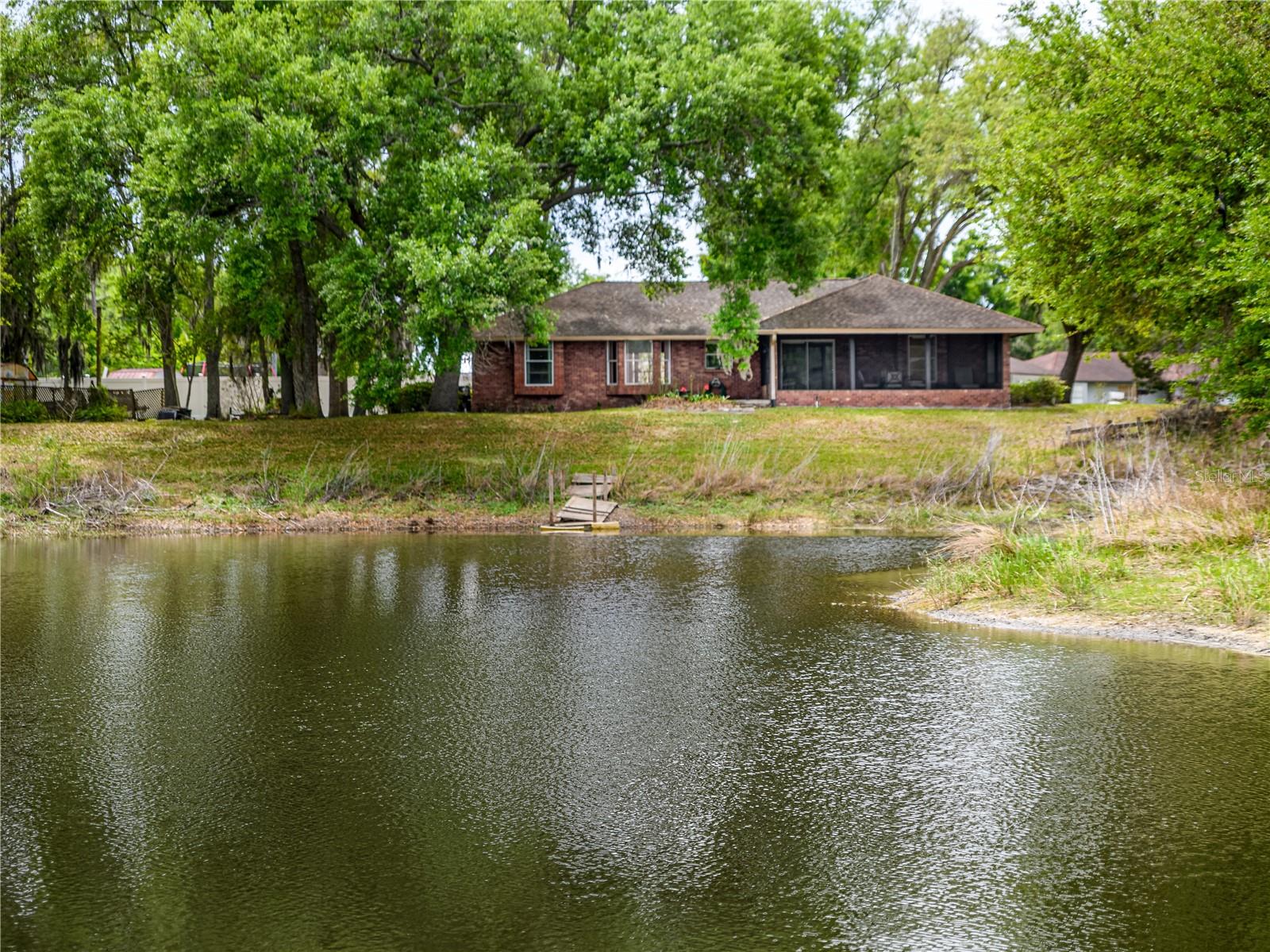 TURTLE LAKES - Residential