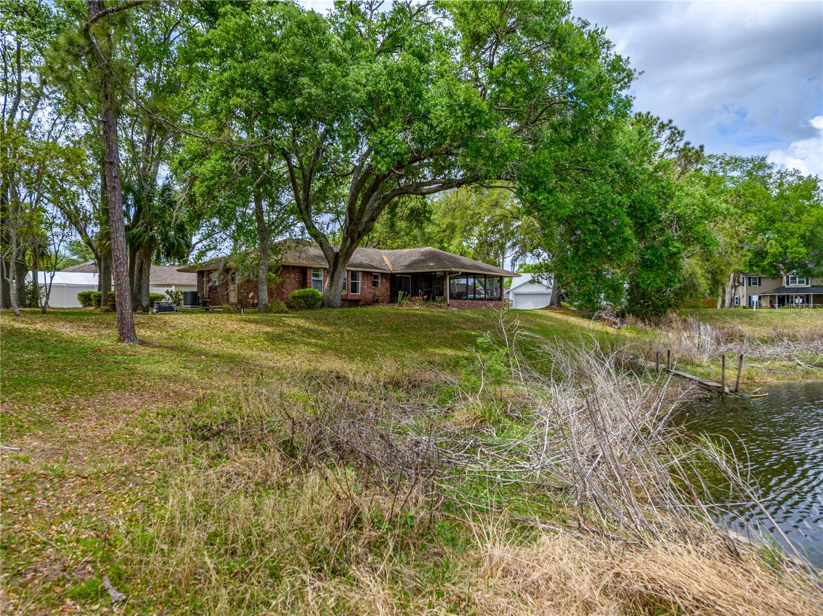 TURTLE LAKES - Residential