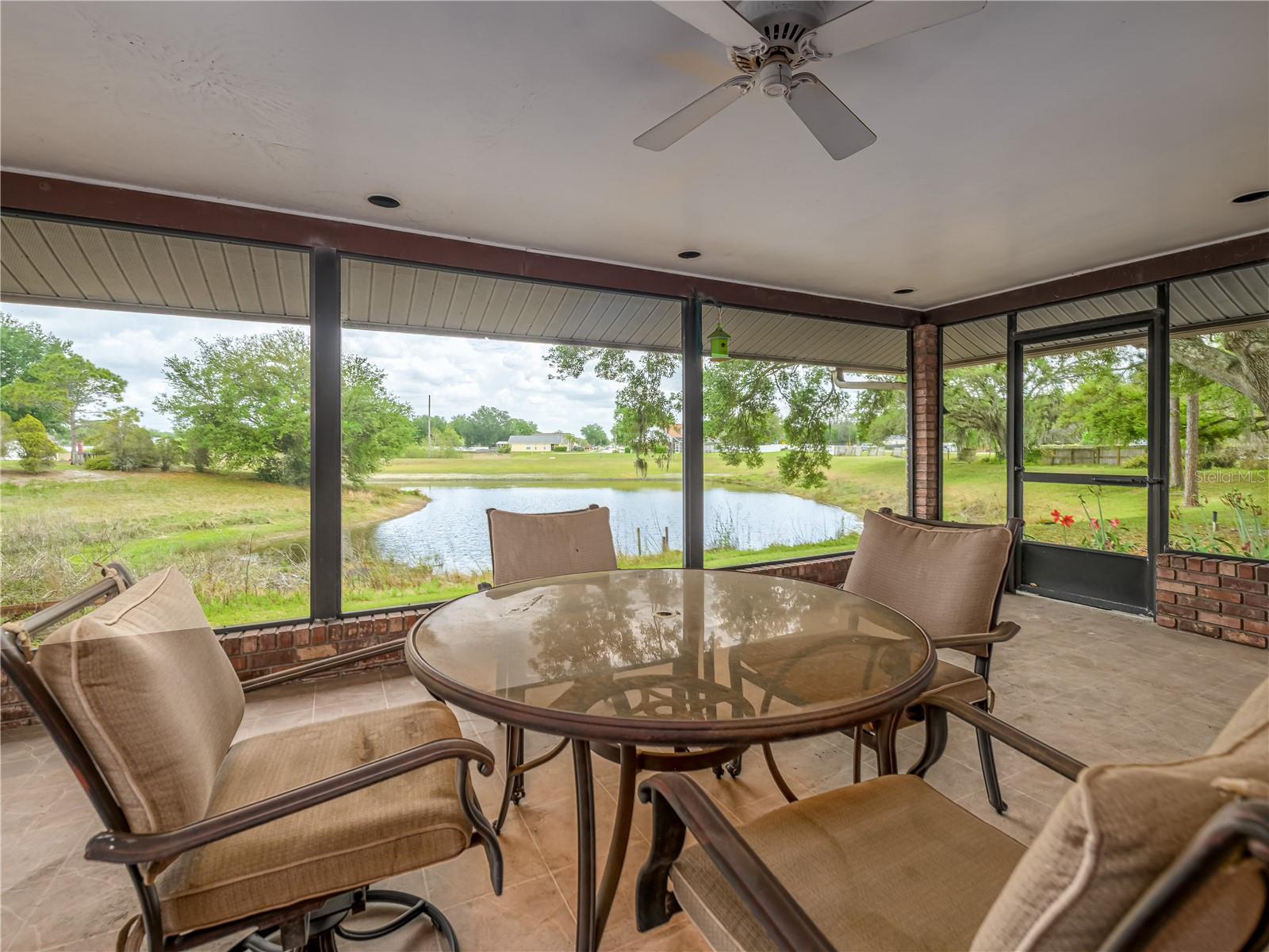 TURTLE LAKES - Residential