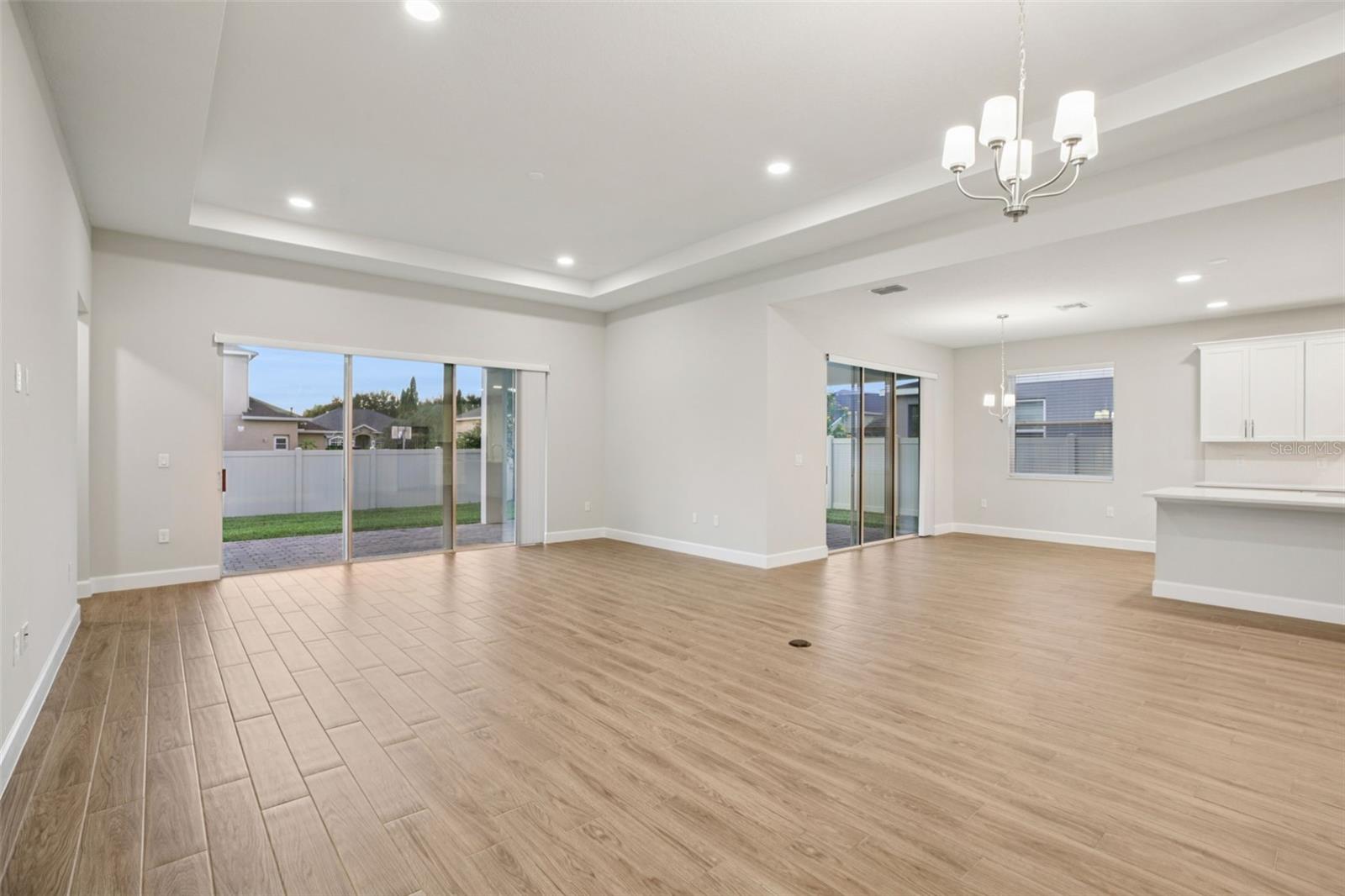 HAWK'S OVERLOOK - Residential