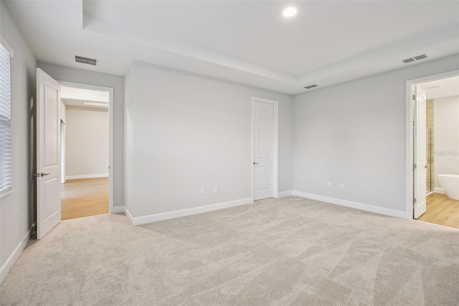 HAWK'S OVERLOOK - Residential