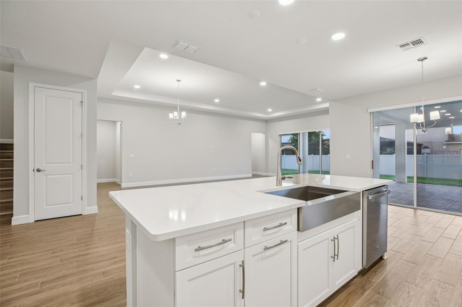 HAWK'S OVERLOOK - Residential