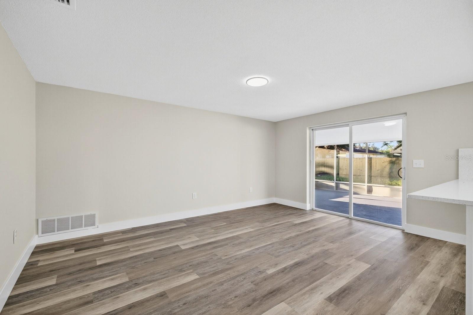 SUNSET HILLS 4TH ADD - Residential