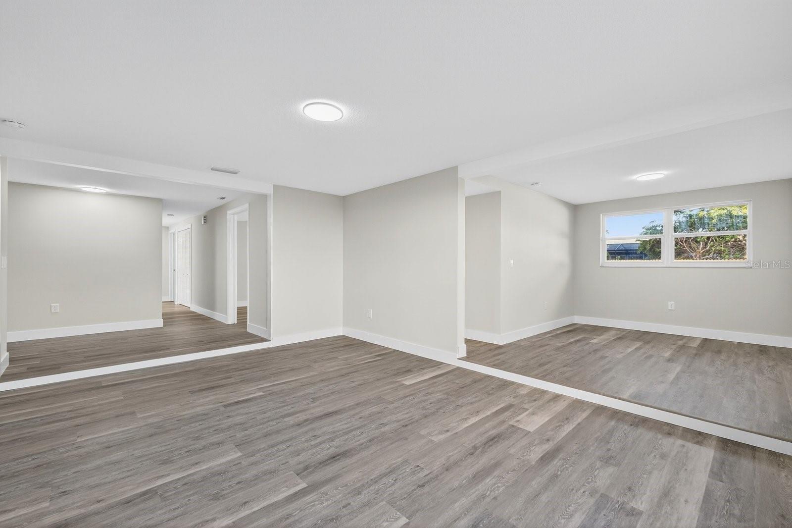 SUNSET HILLS 4TH ADD - Residential