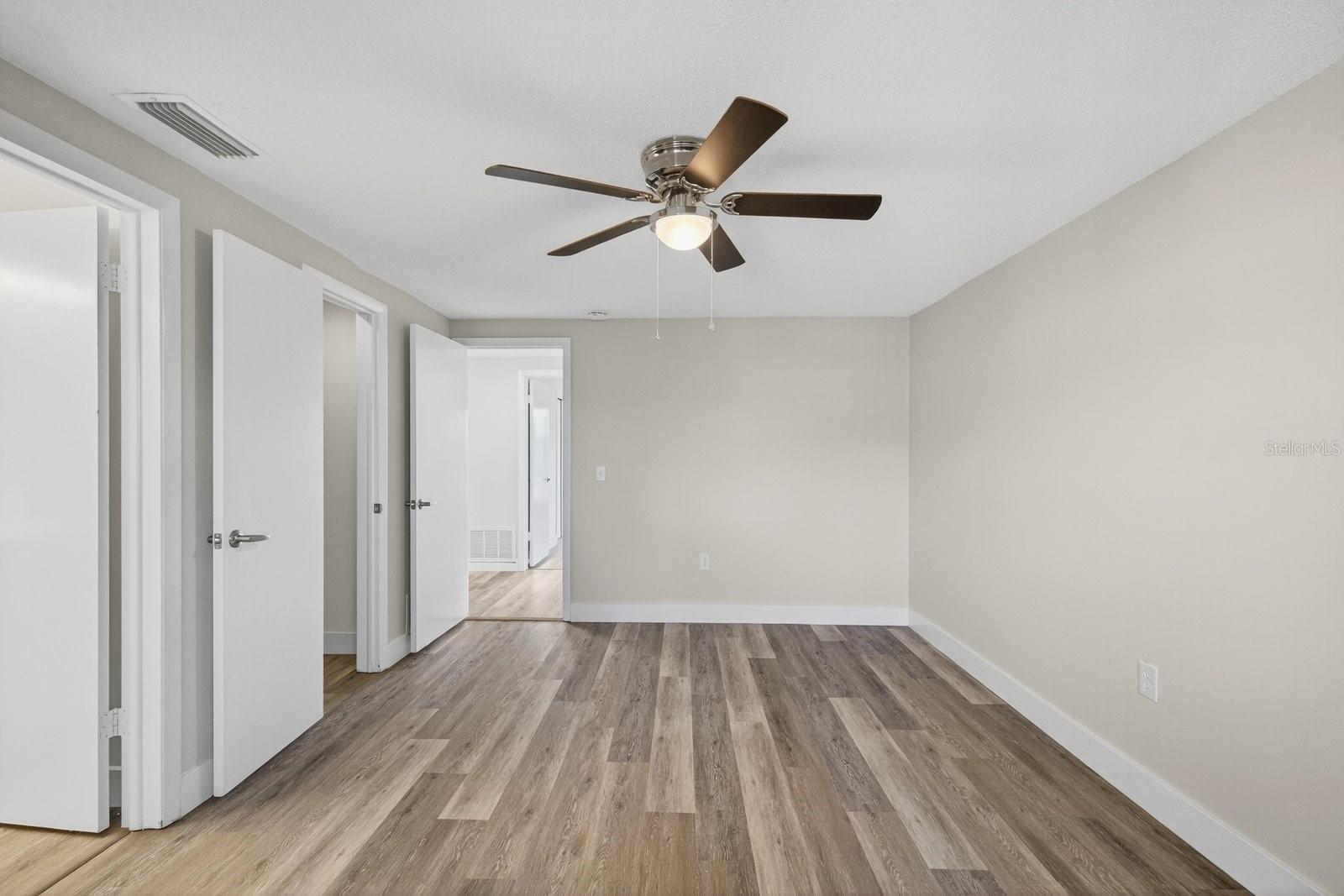 SUNSET HILLS 4TH ADD - Residential