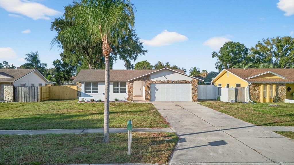Photo of 1408 Oleander Drive, Tarpon Springs, FL 34689 (MLS # TB8440255)
