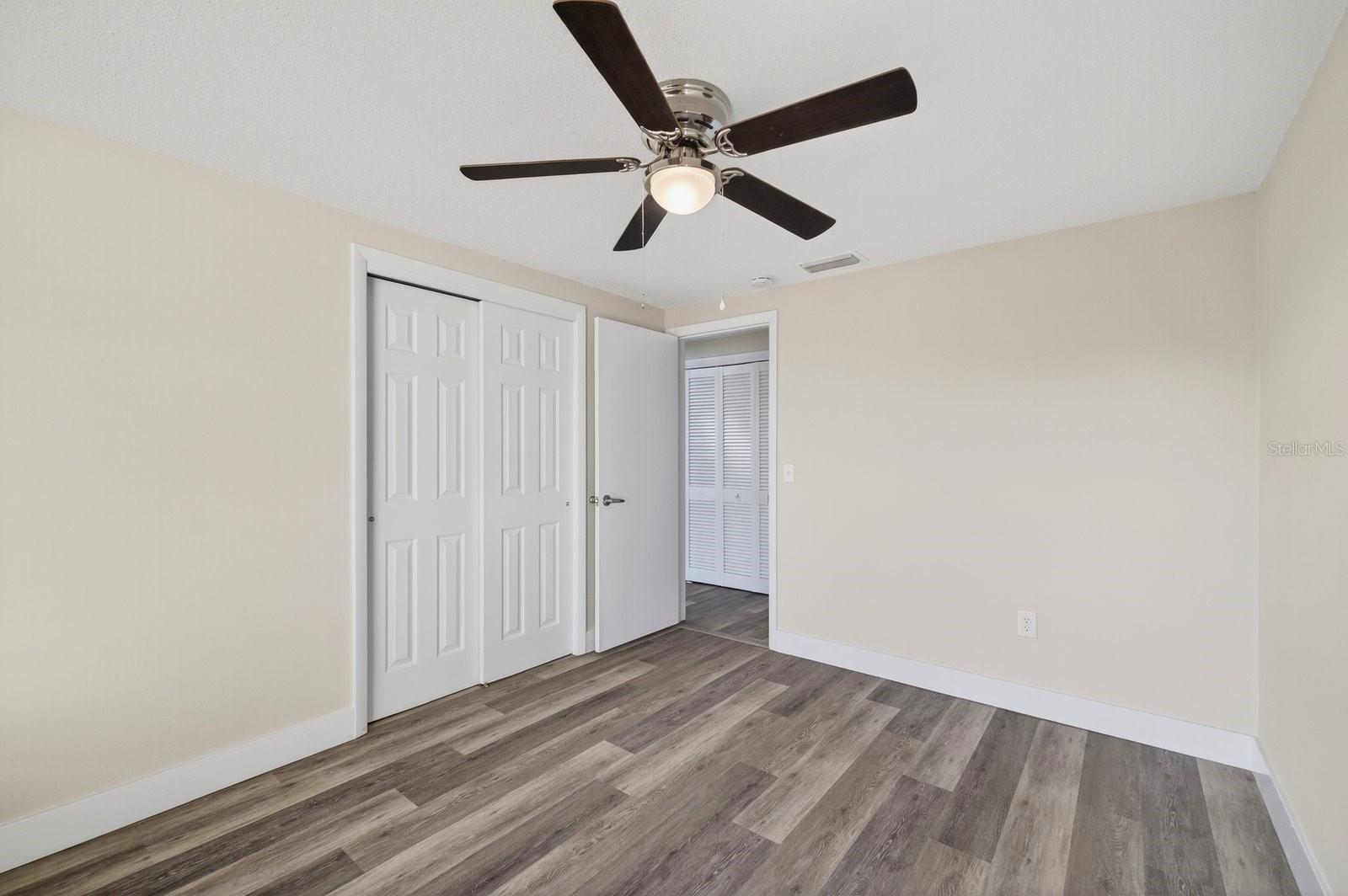 SUNSET HILLS 4TH ADD - Residential