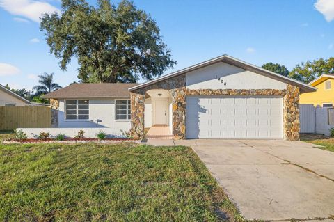 Photo of 1408 Oleander Drive, Tarpon Springs, FL 34689 (MLS # TB8440255)