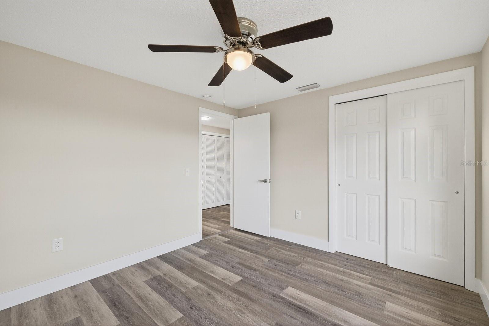 SUNSET HILLS 4TH ADD - Residential