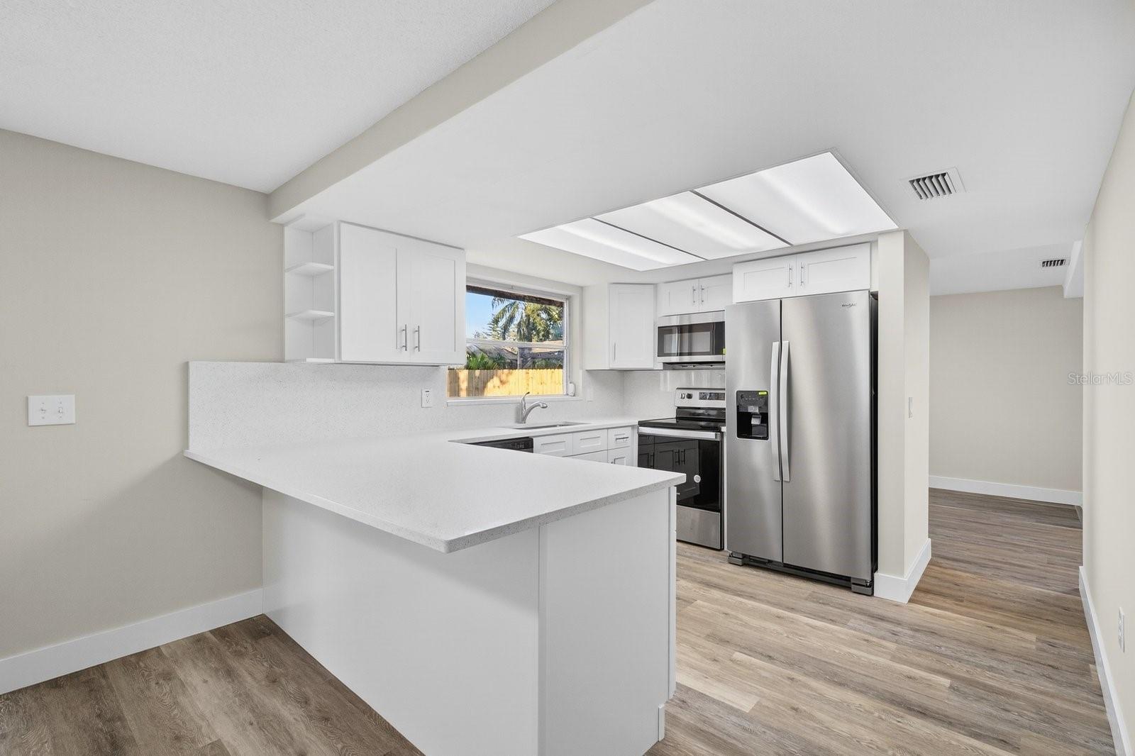 SUNSET HILLS 4TH ADD - Residential