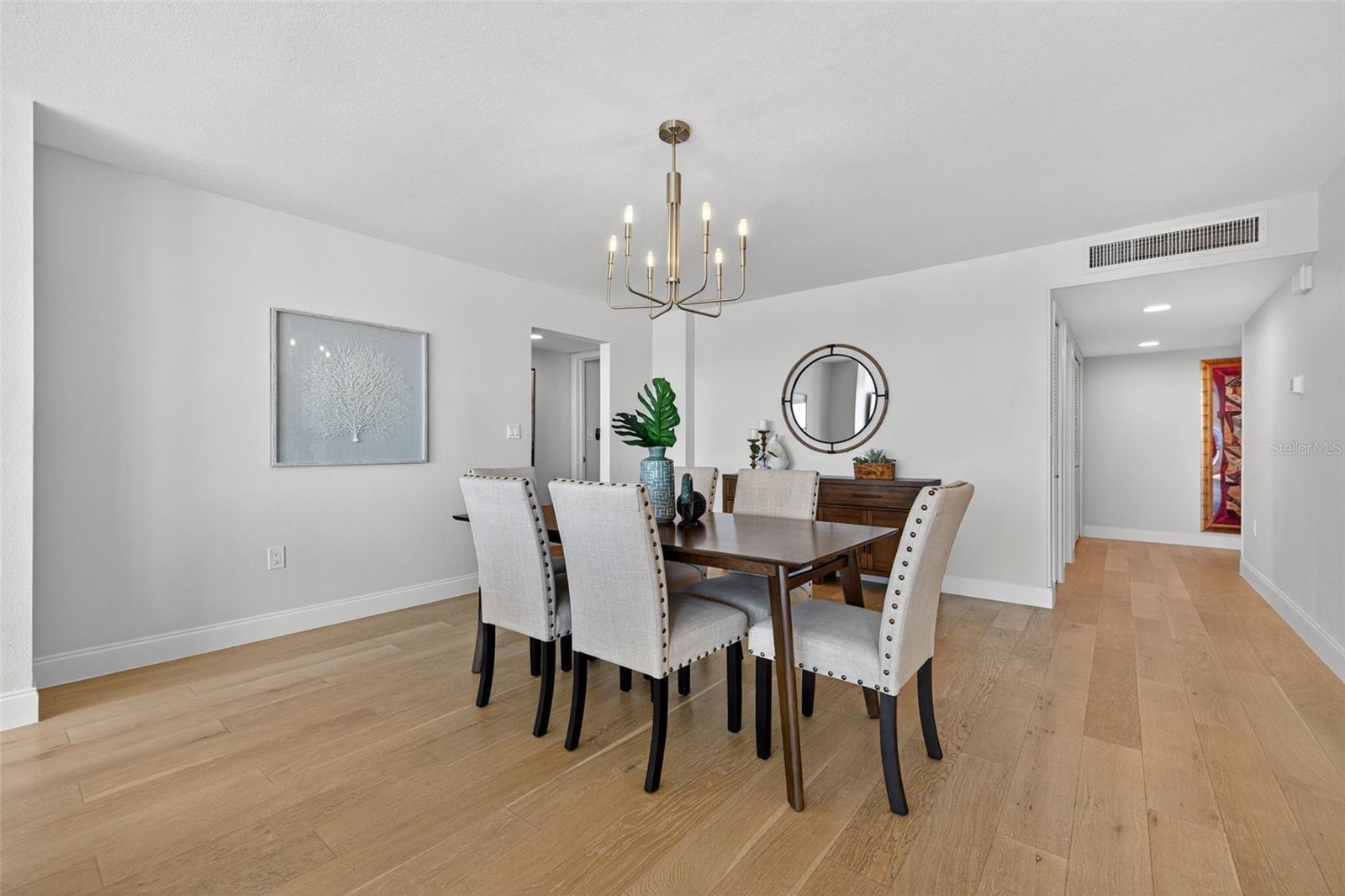 BAYWAY ISLES POINT BRITTANY FOUR - Residential