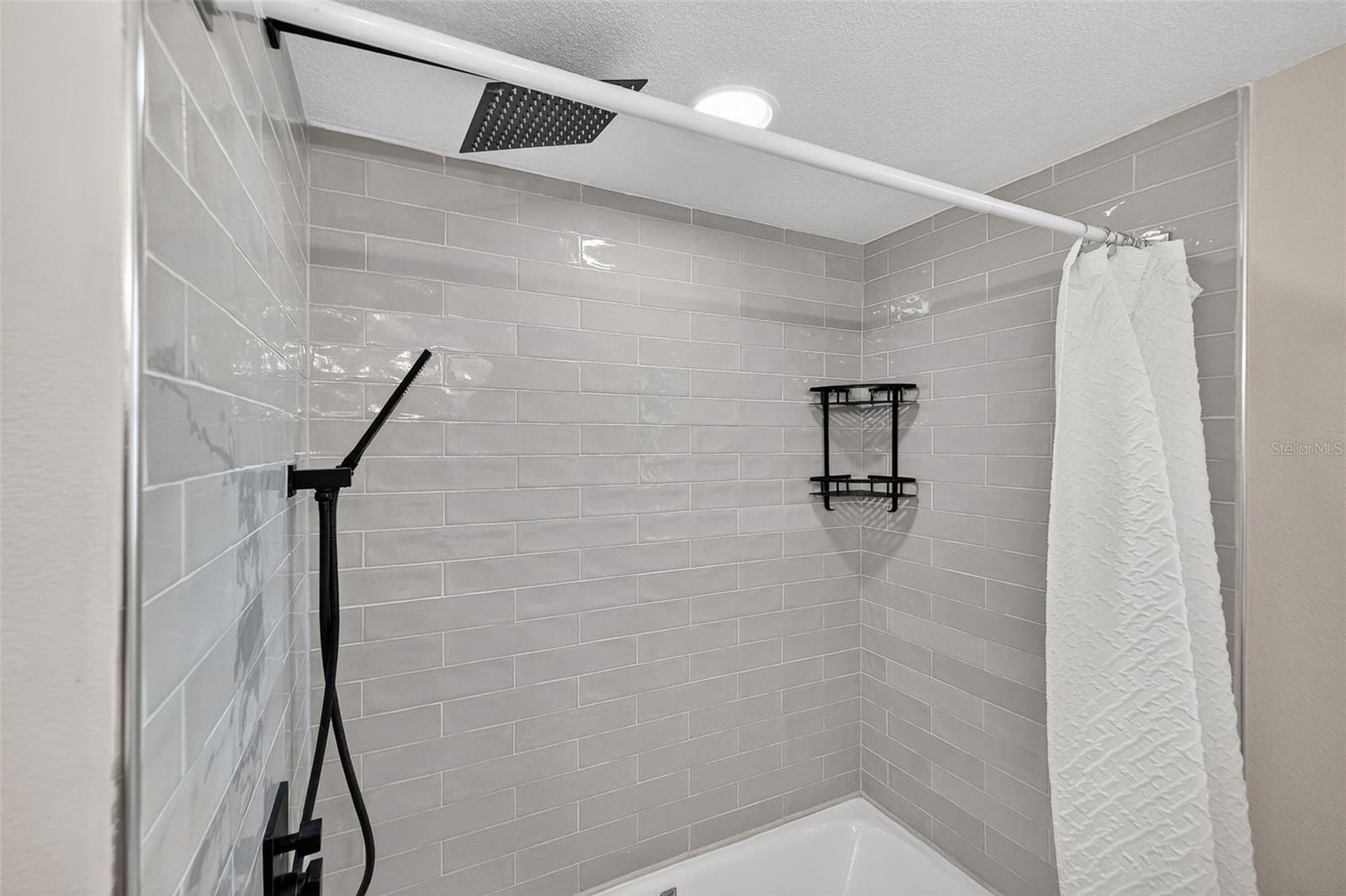 BAYWAY ISLES POINT BRITTANY FOUR - Residential