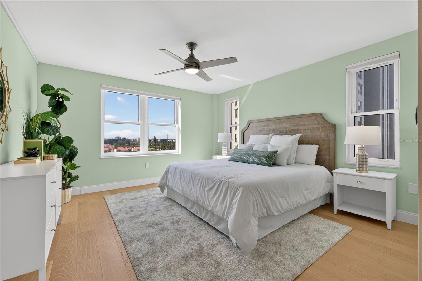 BAYWAY ISLES POINT BRITTANY FOUR - Residential