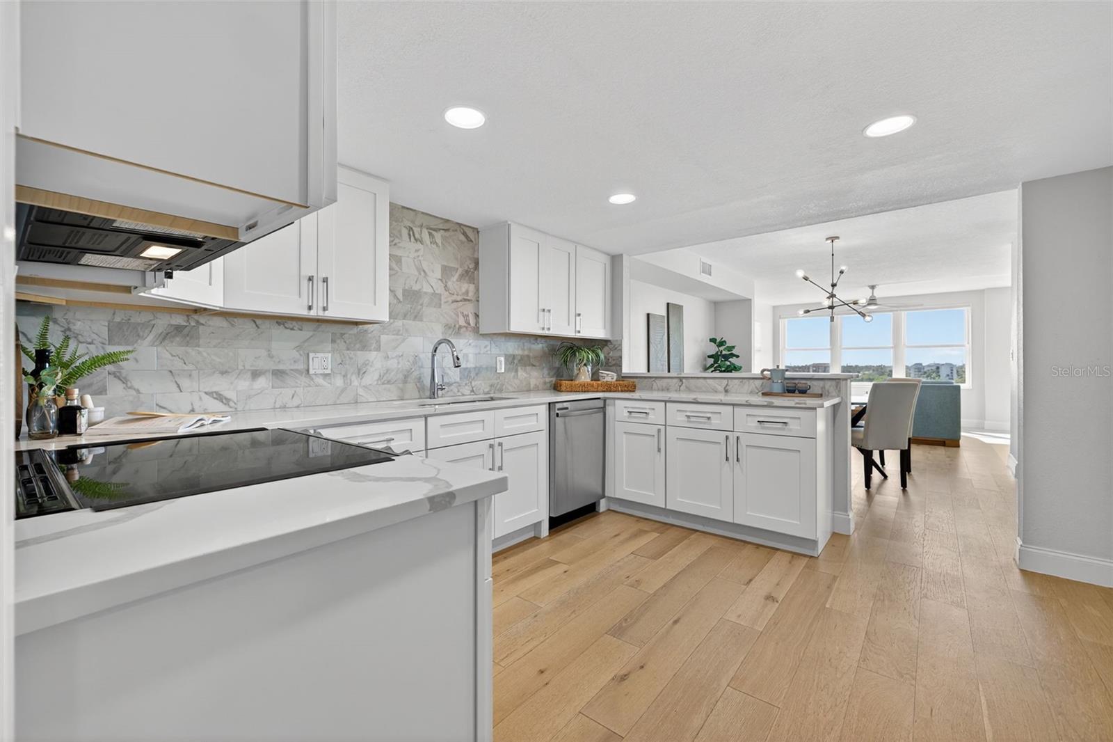 BAYWAY ISLES POINT BRITTANY FOUR - Residential