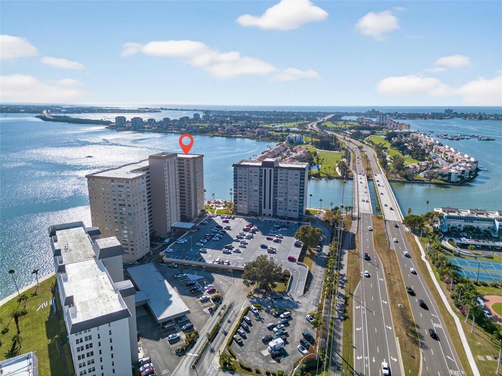 BAYWAY ISLES POINT BRITTANY FOUR - Residential