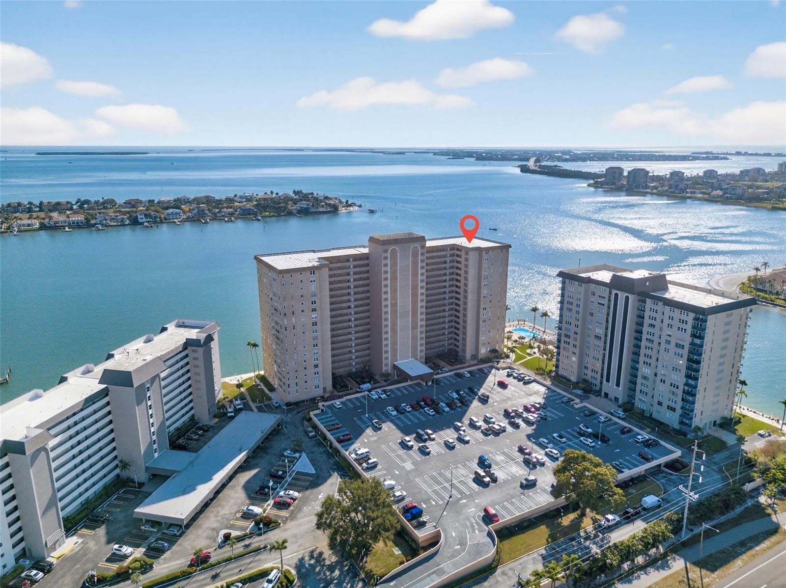 BAYWAY ISLES POINT BRITTANY FOUR - Residential