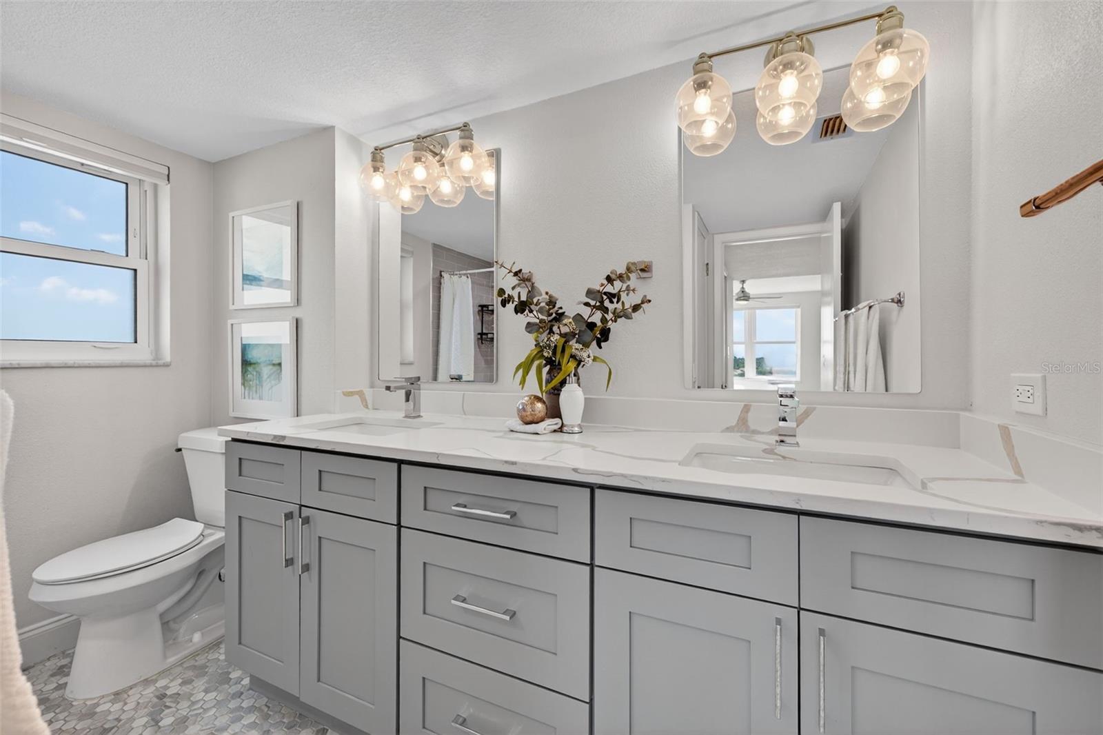 BAYWAY ISLES POINT BRITTANY FOUR - Residential