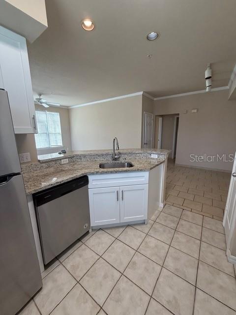 ADMIRALS WALK - Residential Lease